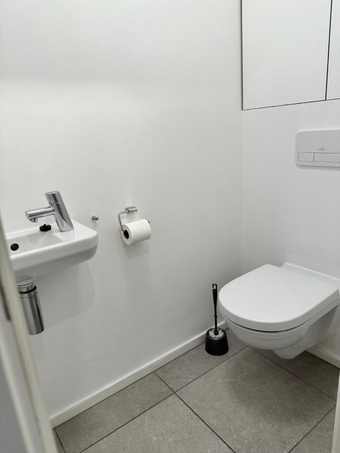 Canal View One Bedroom Flat บรัสเซลส์ ภายนอก รูปภาพ