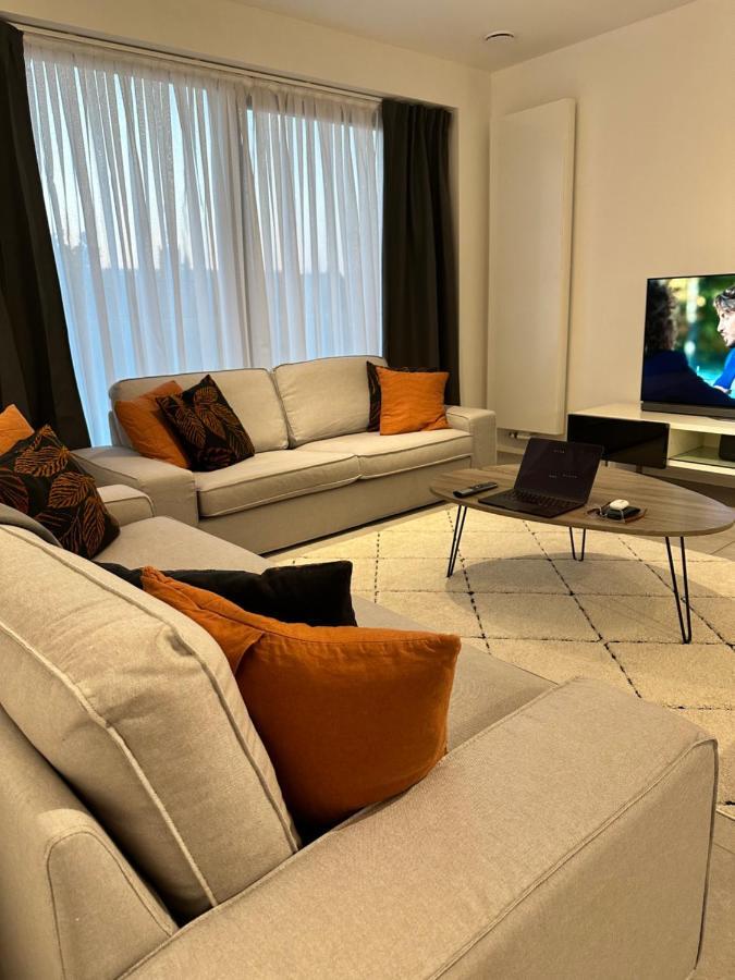 Canal View One Bedroom Flat บรัสเซลส์ ภายนอก รูปภาพ