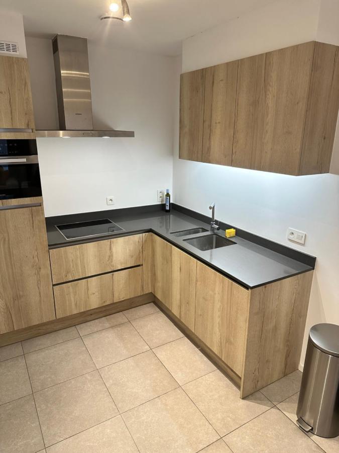 Canal View One Bedroom Flat บรัสเซลส์ ภายนอก รูปภาพ